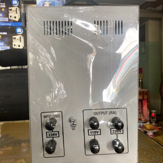 Ổn Áp 7.5KVA-90V-250V SKAWA